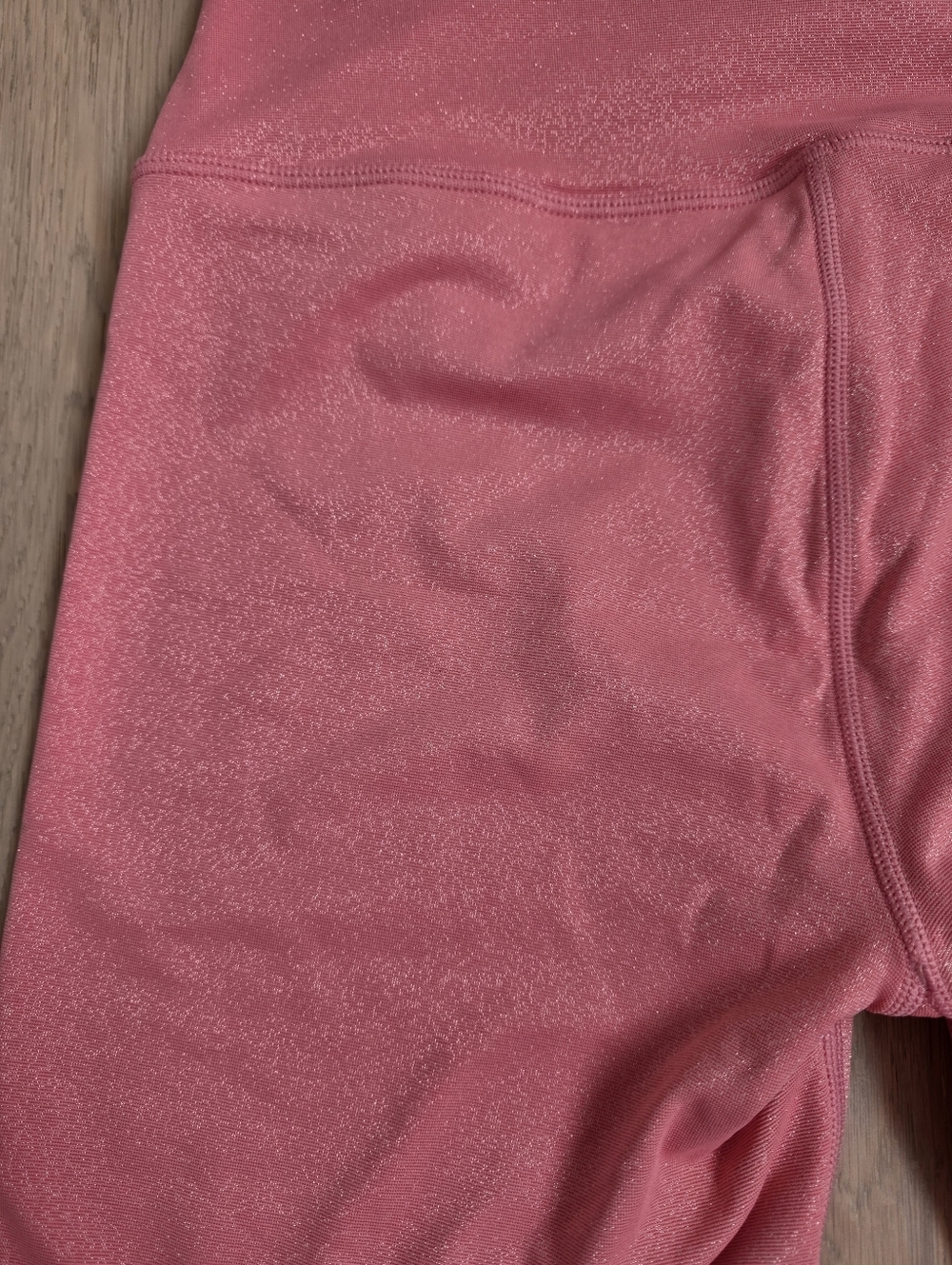 ALO Yoga Shimmer Glitter Pink High-Rise Biker Shorts 7" S - Picture 10 of 10